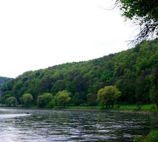 Donau Ufer entlang