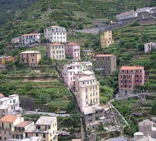 Riomaggiore das östlichste Dorf der Cinque Terre