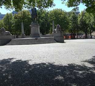 Karlsplatz