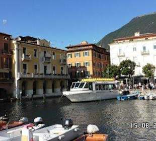 Hafen neben Hotel Malcesine