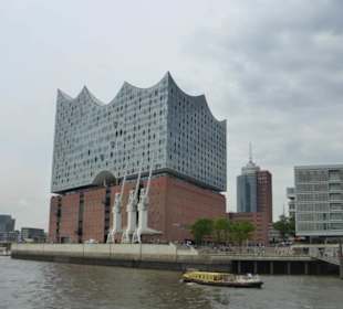 Große Hafenrundfahrt mit der MS Hammonia