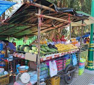 Stadtrundgang Naithon Beach
