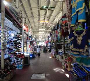 Waren in Hülle und Fülle