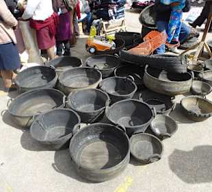 Hergestellt aus alten Autoreifen