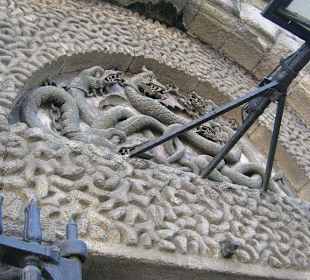 Particolare del portone