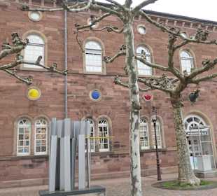 Rastatt: Blick zur Städtischen Galerie Fruchthalle