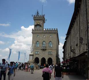 Der Regierungspalast