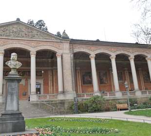 Spaziergang durch den Kurpark von Baden-Baden