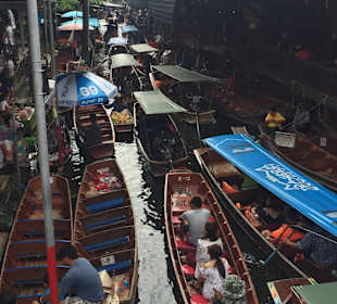 Schwimmende Märkte / Floating Market von Hua Hin