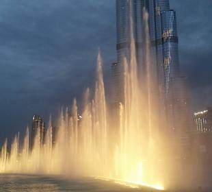 Wasserfontänen Dubai Mall