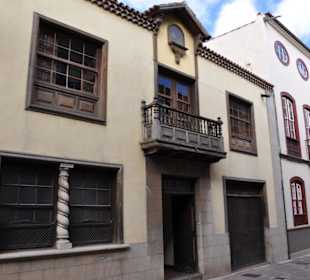 Historisches Gebäude - Calle San Augustín