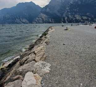 Am Ufer entlang, gute Spaziergänge