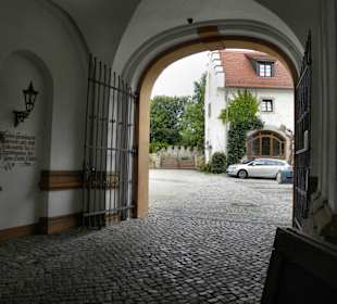 RZufahrt Le Château