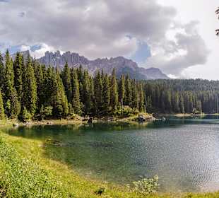 Karersee, Dolomiten, 950m vom Hotel entfernt