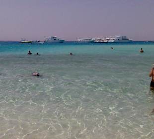 Das tolle azurblaue Meer
