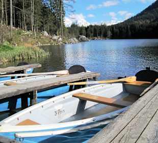 Ruderboote am Hintersee