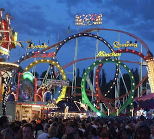 Olympia Looping auf der Annakirmes in Düren