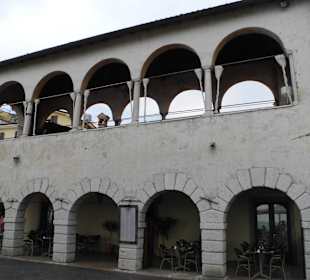 Ehemaliges Gebäude welches auf erwachen wartet