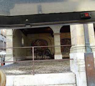 Mit der Mini Train durch die Innestadt von Genf.