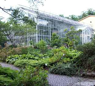 Eingang zu den Gewächshäusern