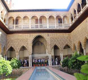 Алькасар в Севильи