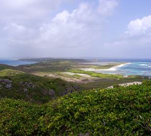 Blick westwärts auf die Insel Guadeloupe
