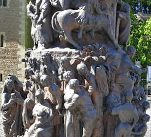 Ansichten des Christentum-Denkmals