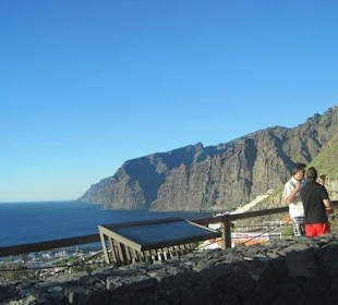 Los Grandes. (Playa San Juan)