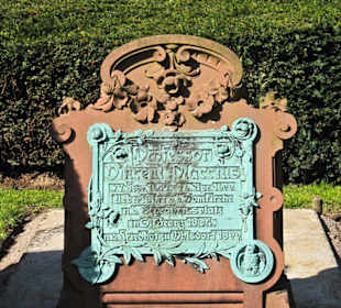 Кладбище Ольсдорф, Гамбург, 16 сентября 2013 года