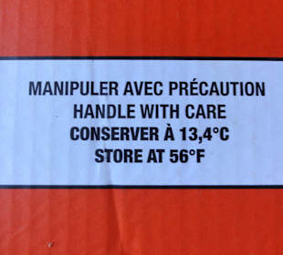 Bananenkartons vor dem Kühltransport