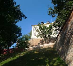 Стена замка Шпилберг