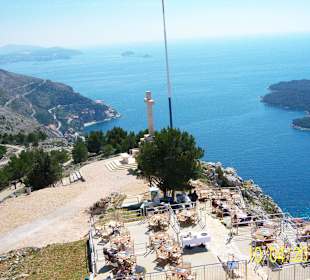 Gipfelkreuz, rechts Insel Lokrum