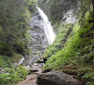 Wasserfall im benachbarten Luttach