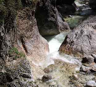 Wanderung durch die Klamm