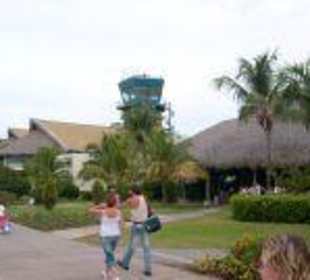 Luftiger Flughafen. Sehenswert