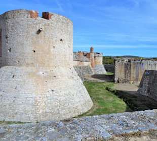 Artillerieturm der Festung von Salses