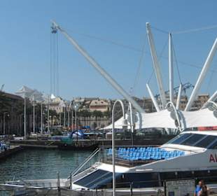 Panoramica del poirto dall'acquario