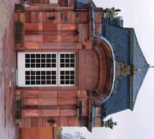 Seitlicher rechter Teil des Schlosses