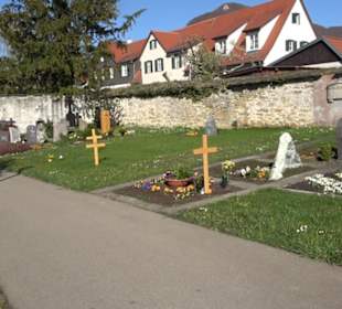 Friedhof Ortsmitte