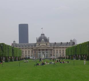 Ecole militaire