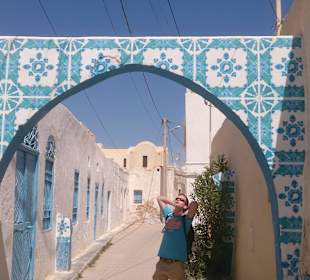 Djerba Hood