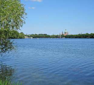Blick vom Westufer über den Maschsee