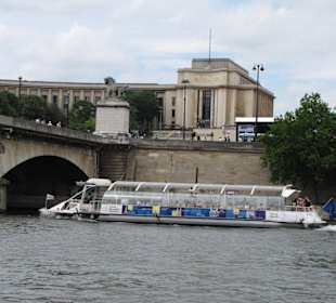 Batobus Paris