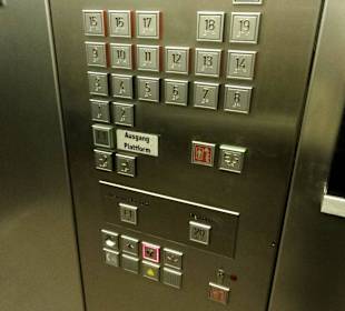 Die 20. Etage führt zur Plattform