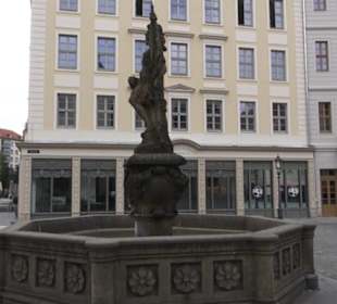 Rund um die Frauenkirche