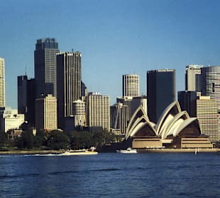 Sydney vom Wasser aus