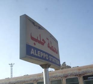 Bahnhof von Aleppo - Schild