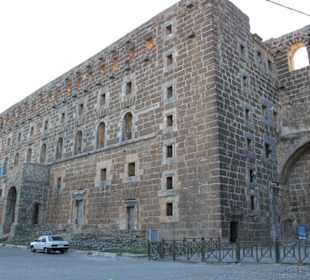 Außenanblick/ Eingang