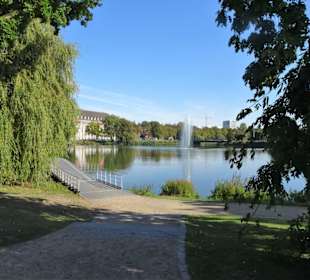 Der Schwimmsteg am Kleinen Kiel