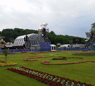 Gleich um die Ecke - Garten Schloss Schönbrunn - Sommer